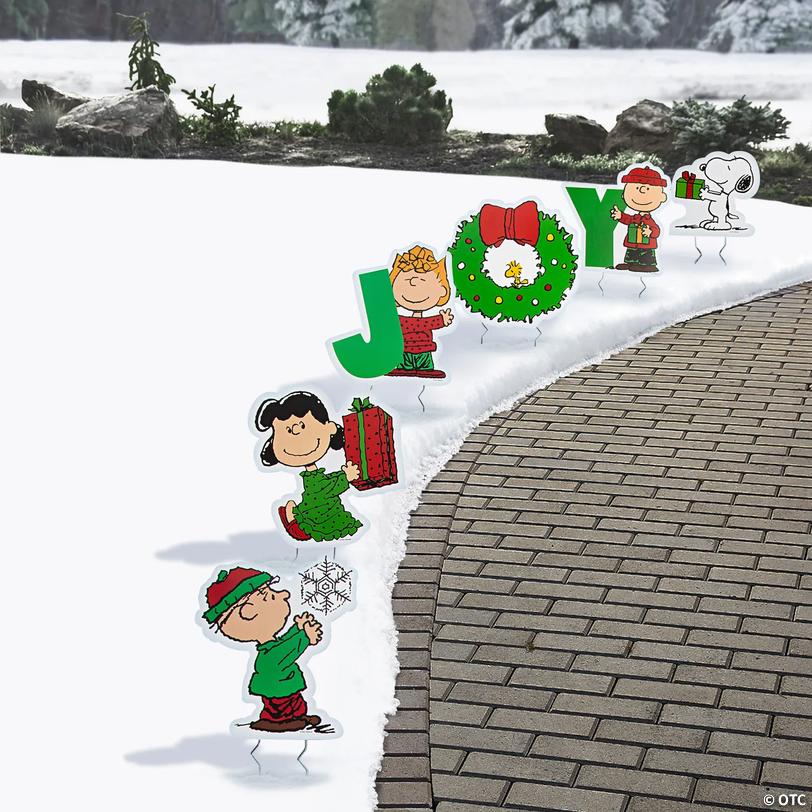 Peanuts<sup>&amp;#174;</sup> Christmas Character Sidewalk Signs - 6 pc Image