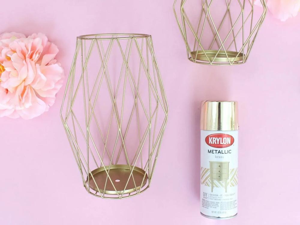 How to Create Hanging Floral Wedding Decor step 1