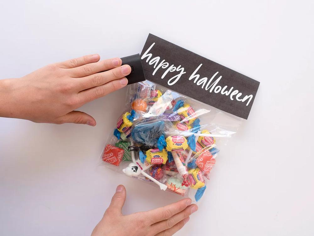Halloween Treat Bag Toppers step 4