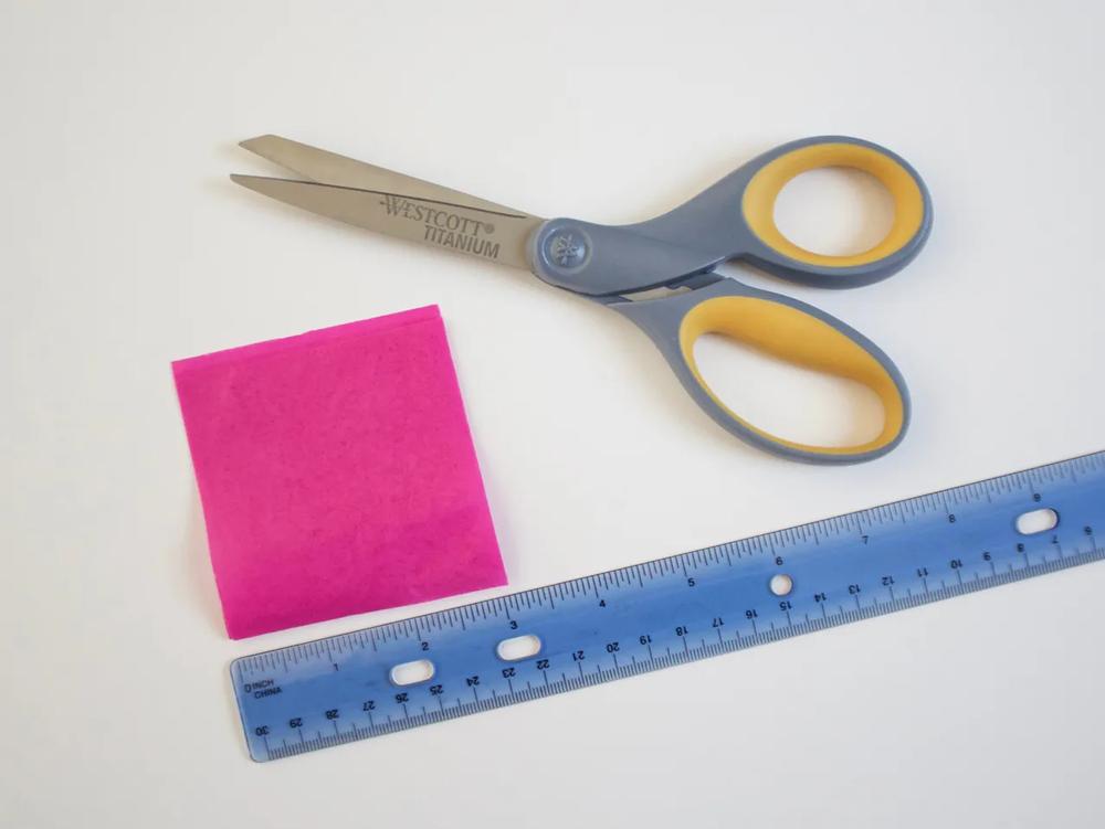 DIY Flamingo Favor Boxes step 1