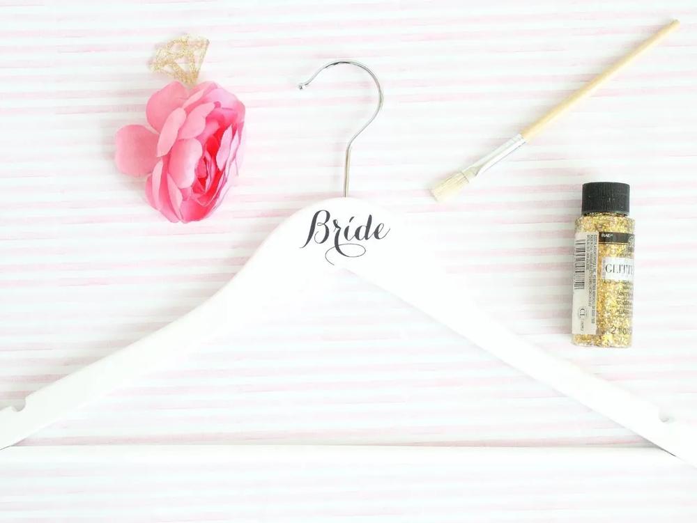 She Said YAAAS! DIY Bride Hanger step 1 part 1