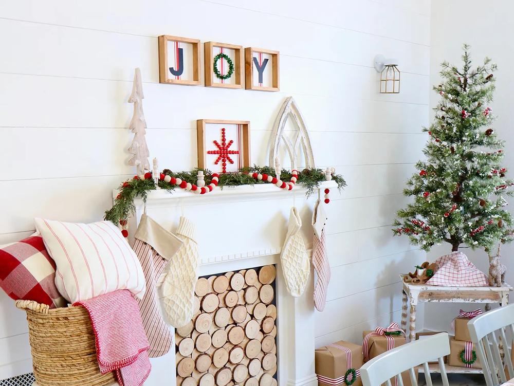Farmhouse Christmas Joy Sign step 9