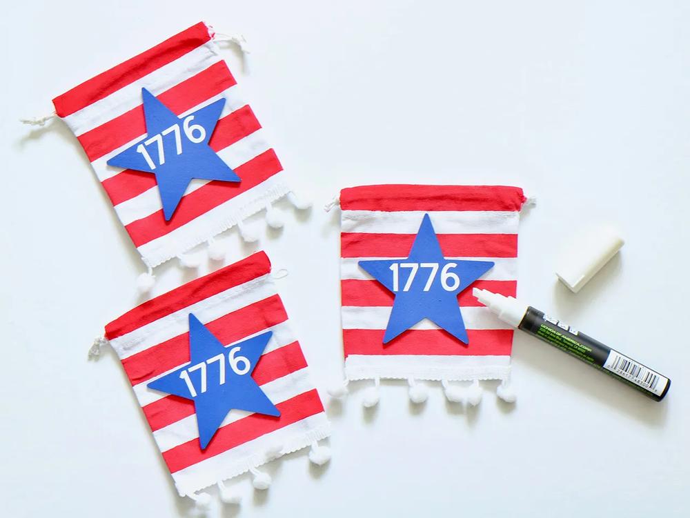 Stars and Stripes Party Favor Bag step 6