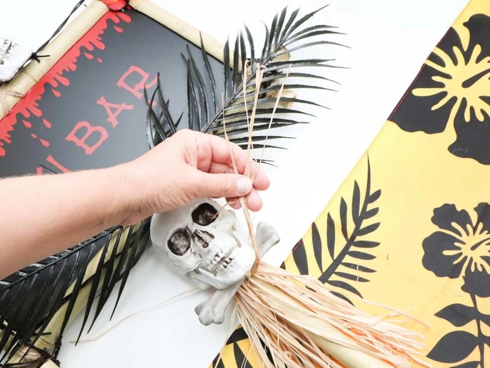 DIY Halloween Tiki Bar step 9 part 2