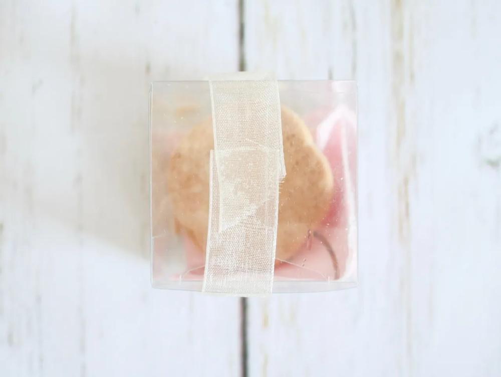 DIY Shortbread Cookie Favor step 6