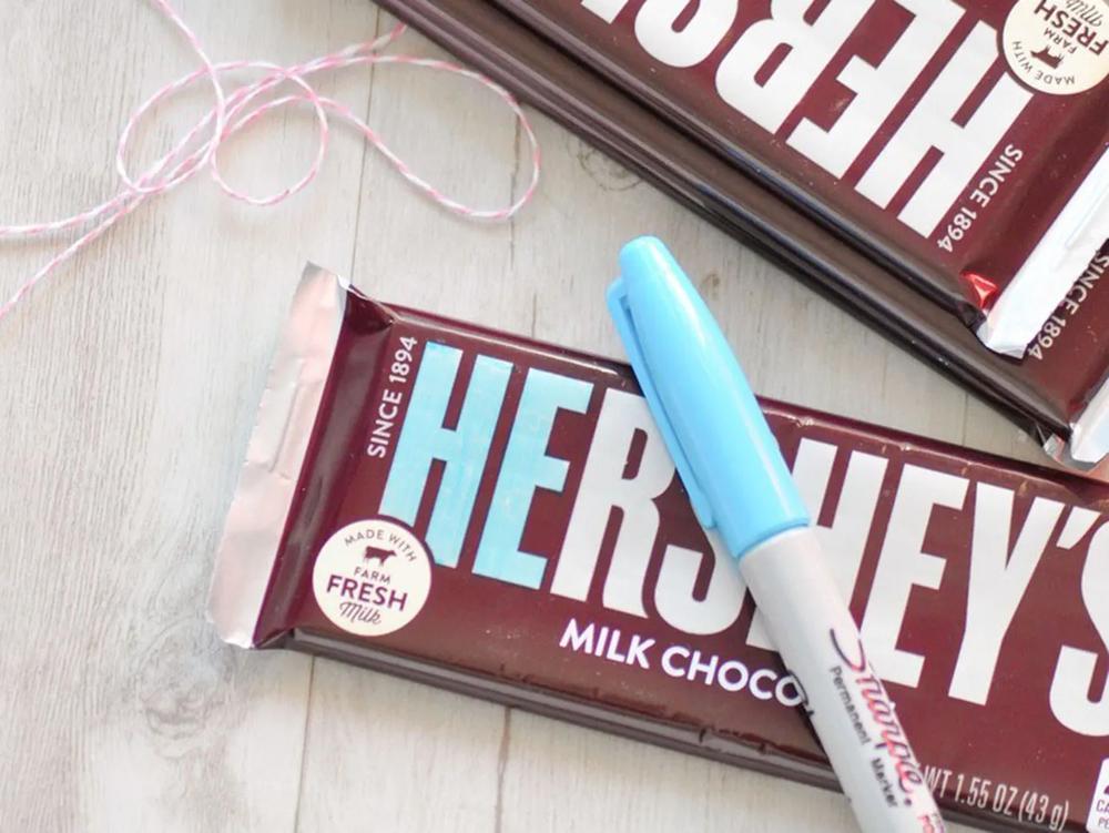 DIY "He" or" She" Chocolate Bar Party Favors step 1
