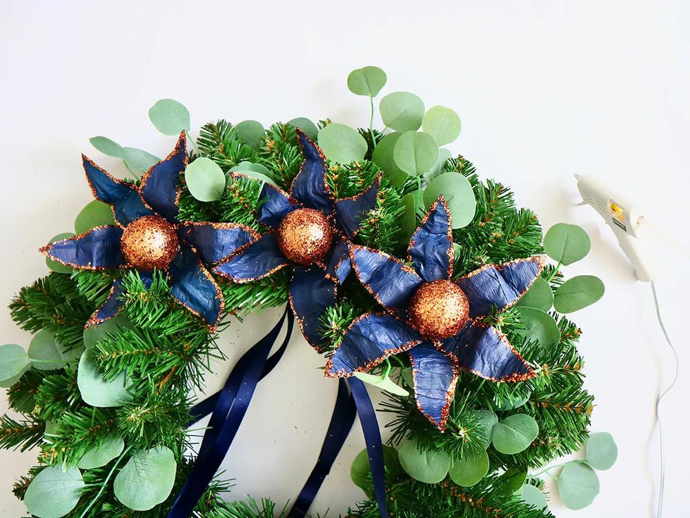 Navy & Copper Poinsettia Wreath Idea step 9