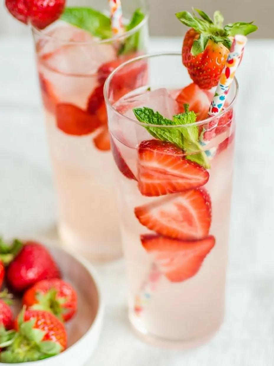 15 Summer Drinks Worthy of a Tiny Umbrella step 14