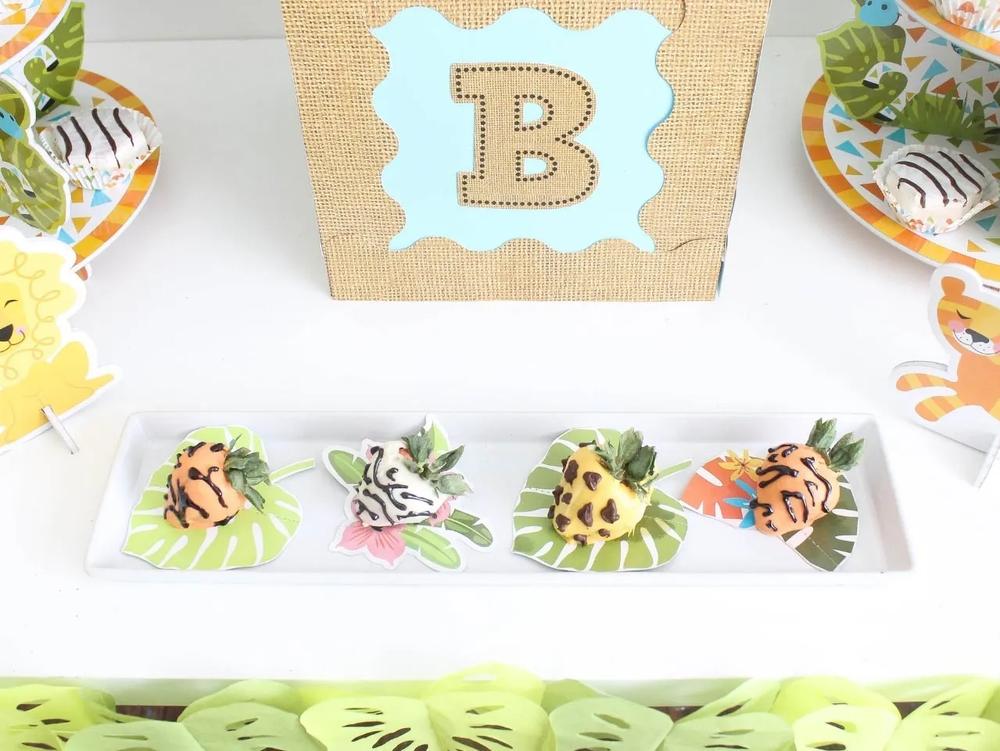 Animal Print Chocolate Covered Strawberries step 5
