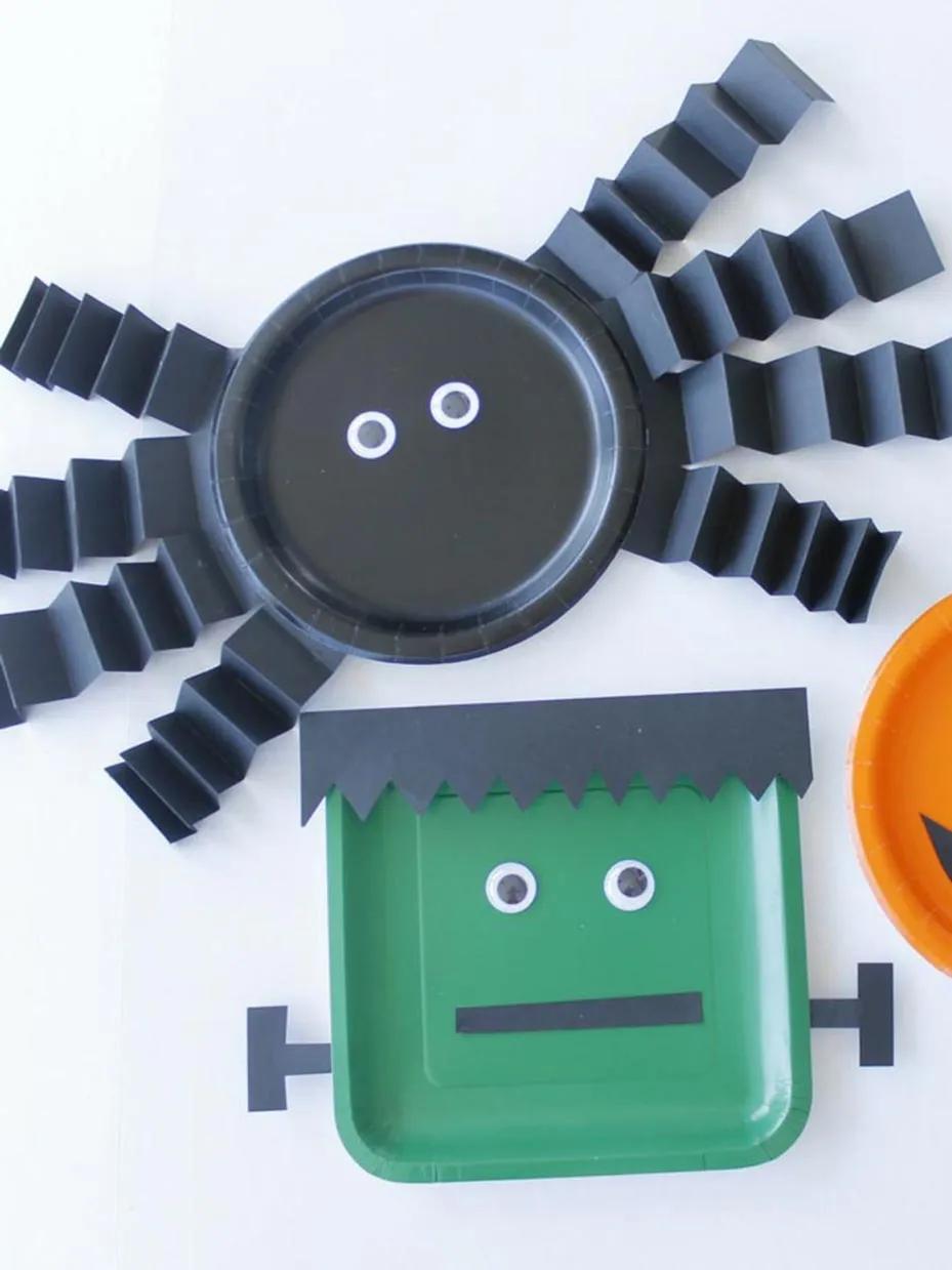 20+ Spooky Googly Eye Craft Ideas for Kids step 16