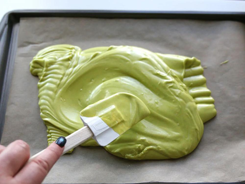 Halloween Candy Bark - A Cute & Creepy Treat! step 4 part 1