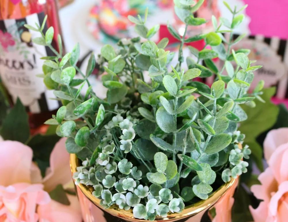 Style a Floral Bridal Shower Centerpiece step 5 part 1