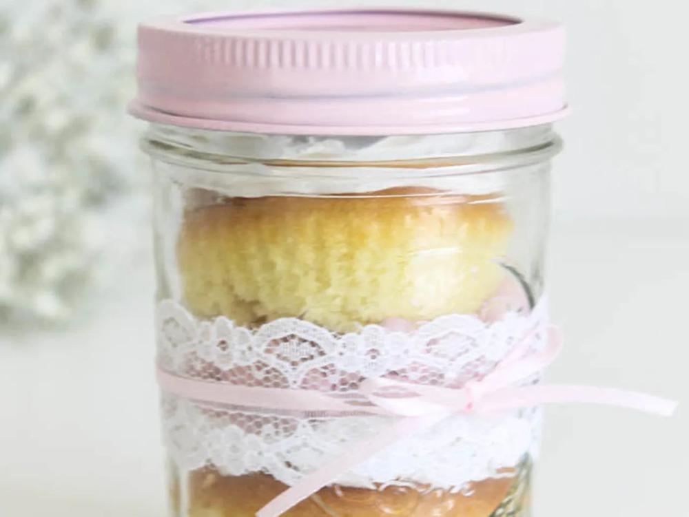 DIY Cupcake Jelly Jar Wedding Favor step 7
