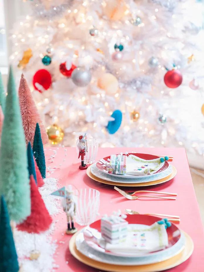 11 Jewel Tone Holiday Decor Ideas That Really Sparkle step 3