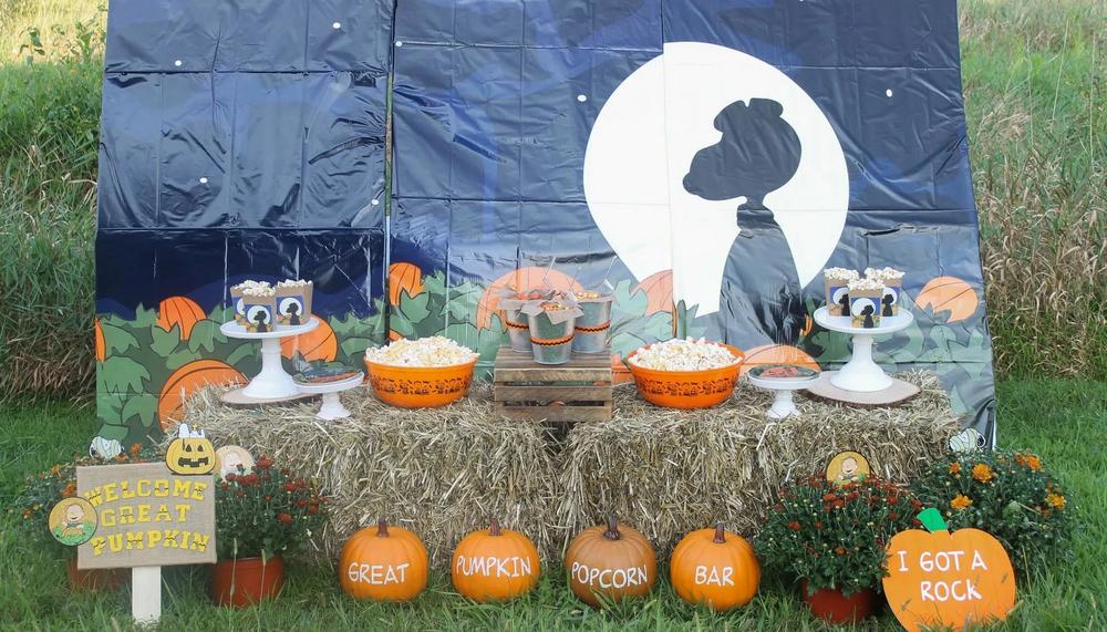 It's the Great Pumpkin Charlie Brown Outdoor Movie Party