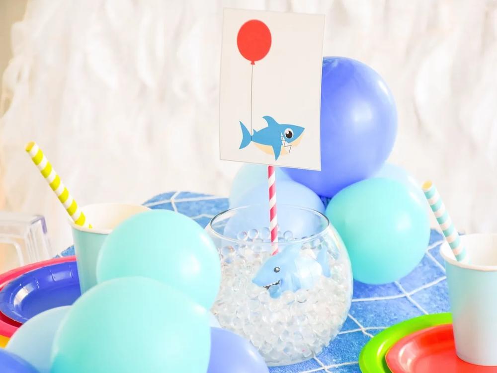 DIY Baby Shark Centerpiece step 4