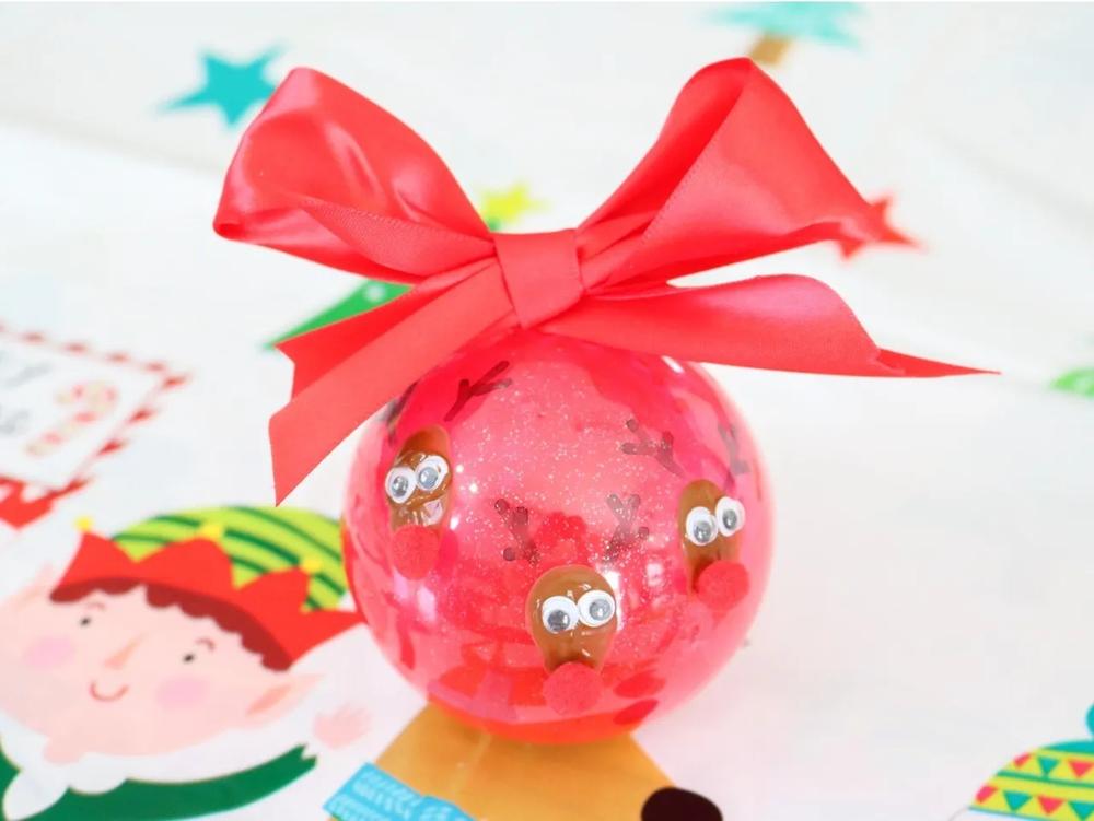 DIY Reindeer Fingerprint Ornament step 7