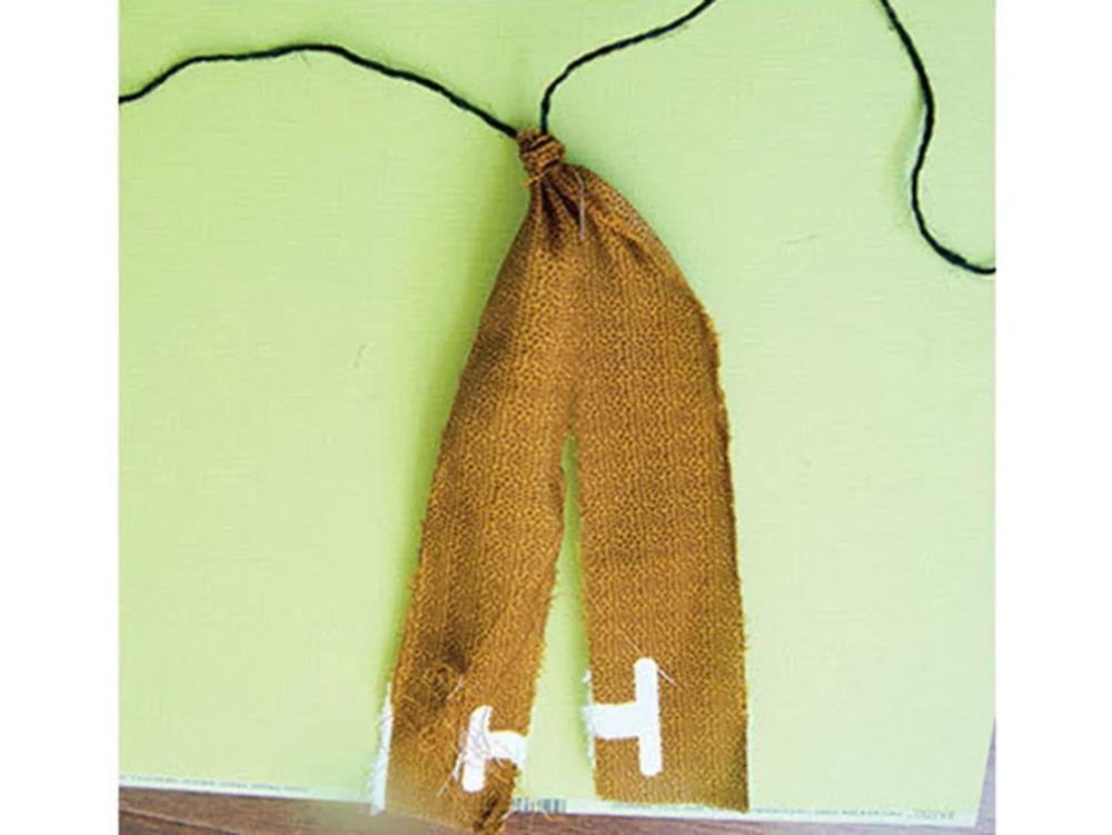 DIY Football Fabric Garland step 3