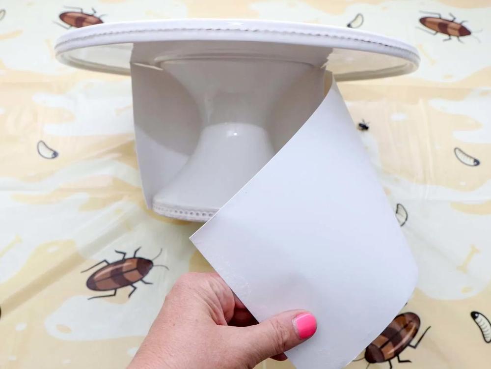 DIY Toilet Bowl Favor Display step 4 part 1