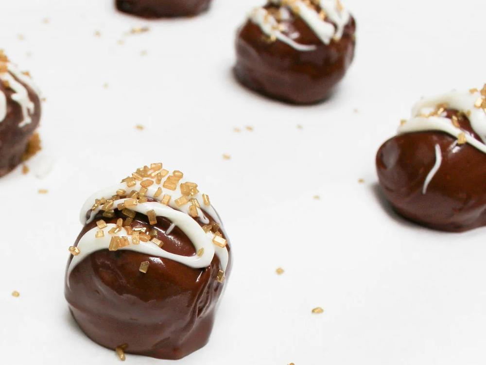 Pumpkin Cheesecake Truffle step 10