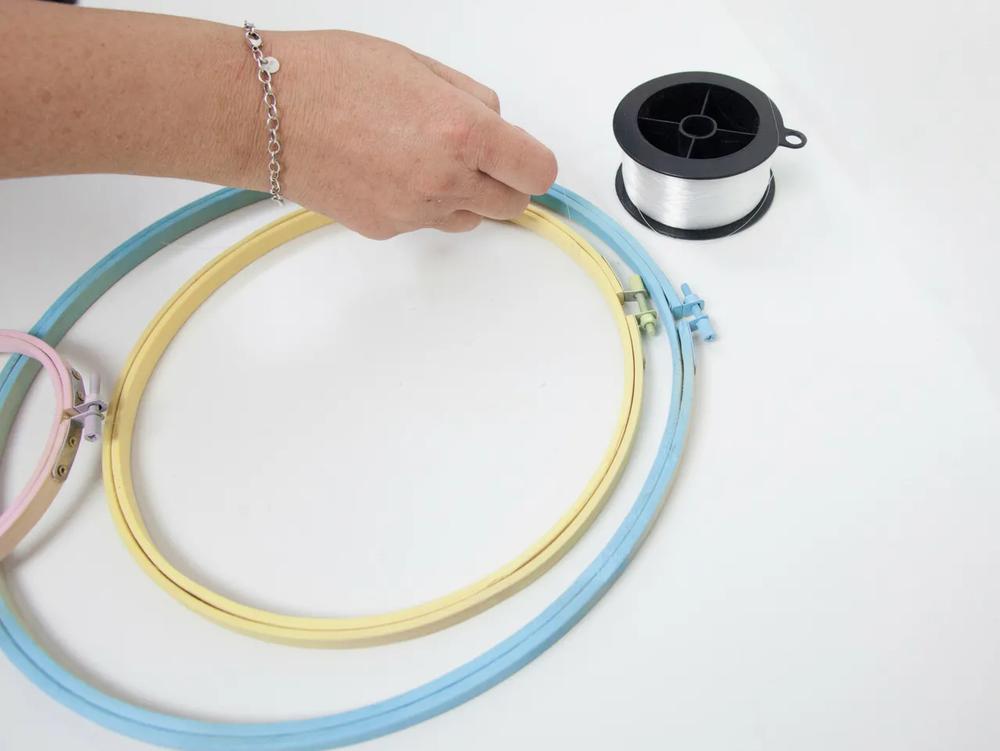 DIY Hanging Koala Bear Hoop Décor step 1 part 2