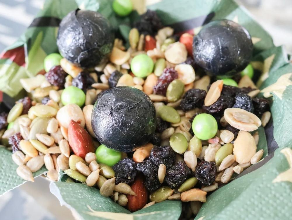 Army Rations Trail Mix Party Favor step 6