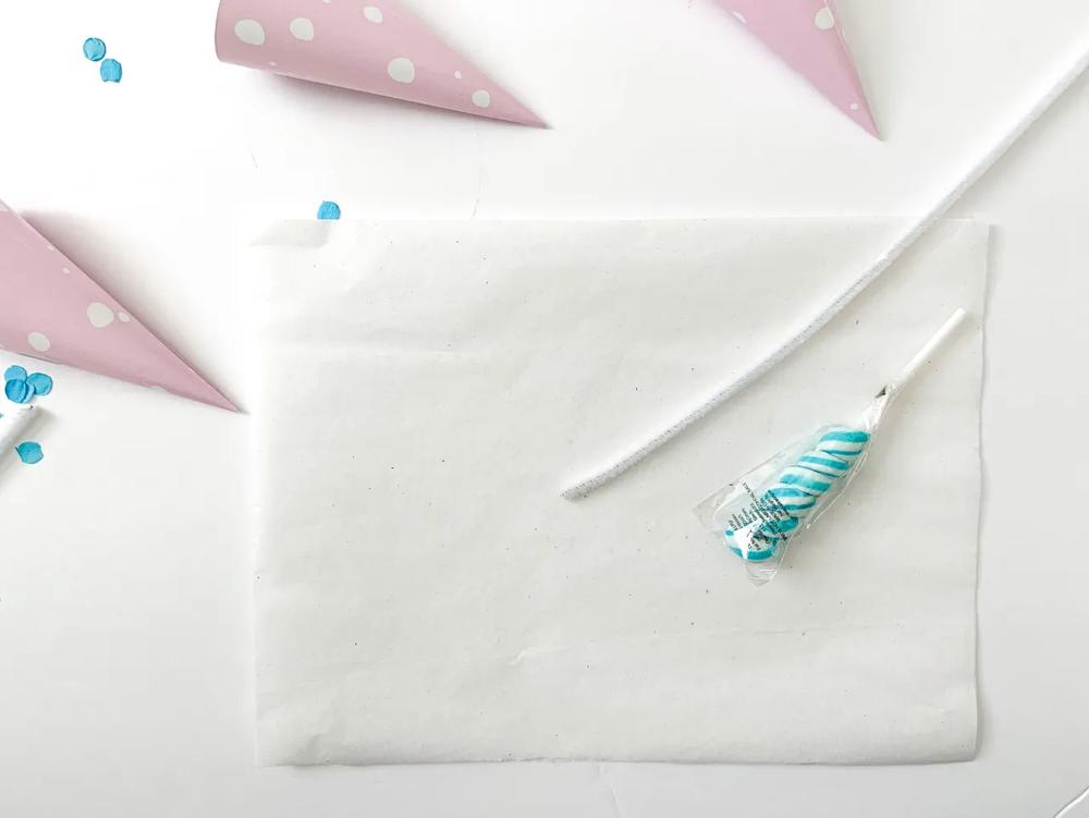Mountain Peak Gender Reveal Confetti Poppers step 3