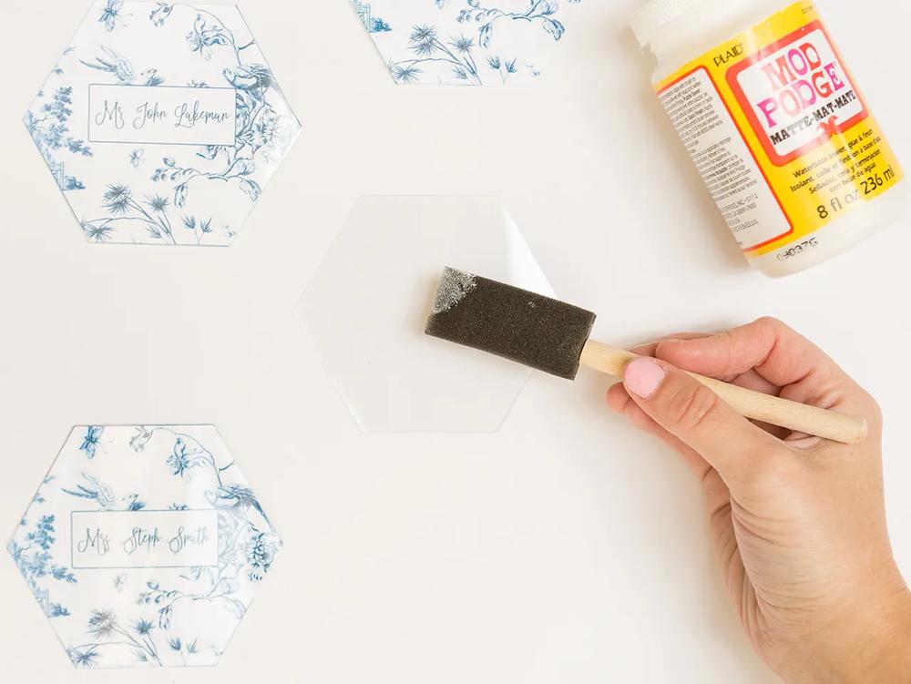 DIY Chinoiserie Place Cards step 3