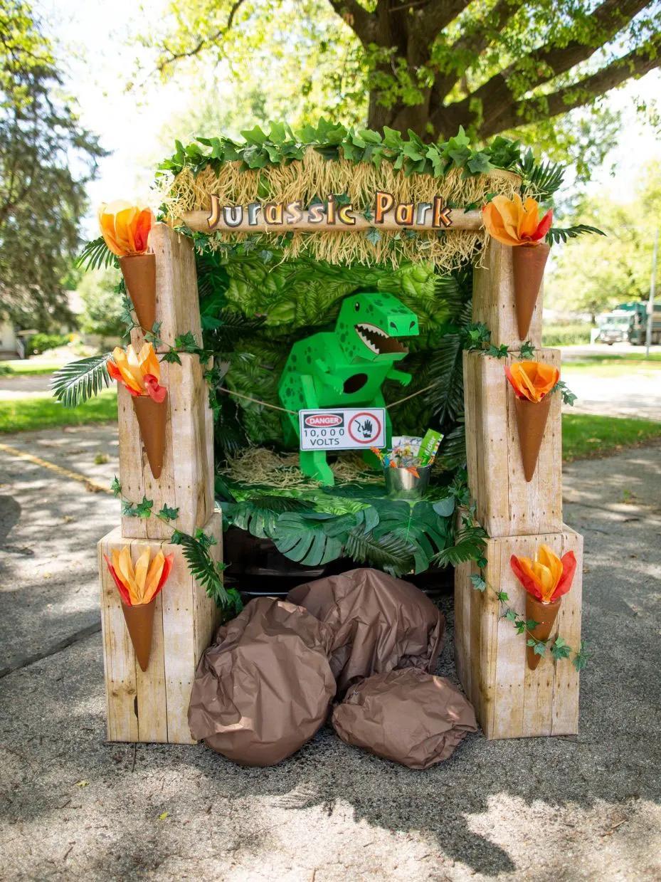 40+ Trunk or Treat Decorating Ideas step 7